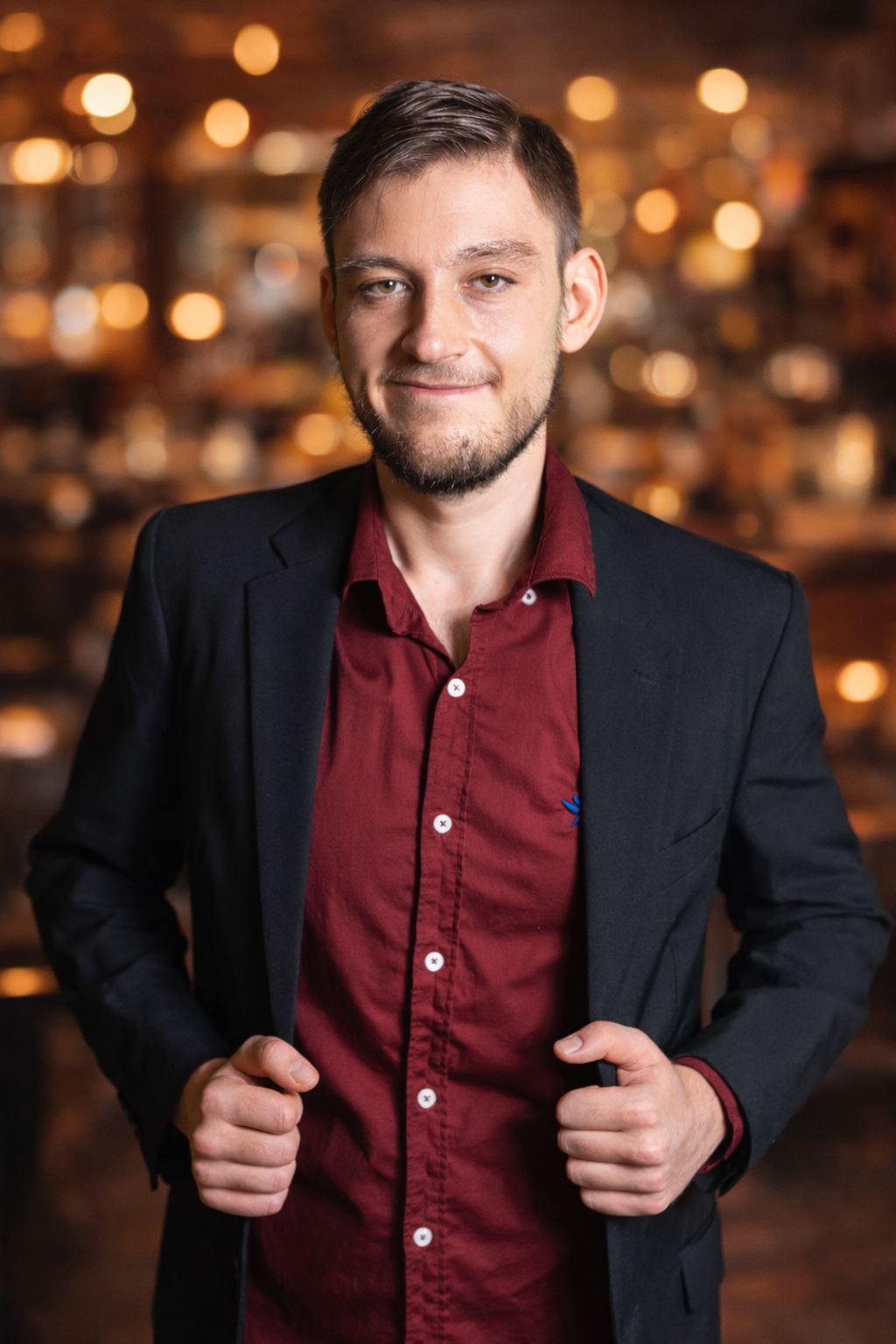 Portrait von  Lukas Schwingenschl&ouml;gl